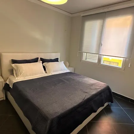 Blue Wave Sunset Apartment Golem (Tirana)